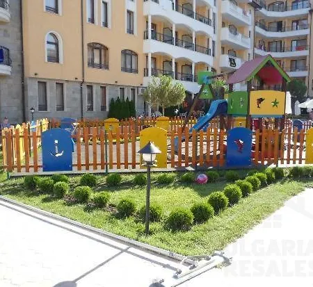 Royal Sun, Private Luxury 56 M, Pools, Mountain View Apartmán
