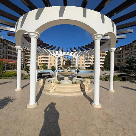 Royal Sun, Private Luxury 56 M, Pools, Mountain View Apartmán