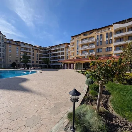 Royal Sun, Private Luxury 56 M, Pools, Mountain View Apartmán Sluneční pobřeží