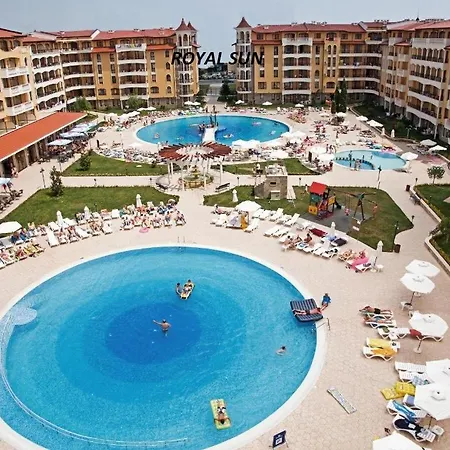 Royal Sun, Private Luxury 56 M, Pools, Mountain View Apartmán